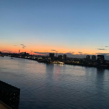 Luxury Riverside Apt With Easy Access To Central London, O2, Excel Centre And Parking 外观 照片