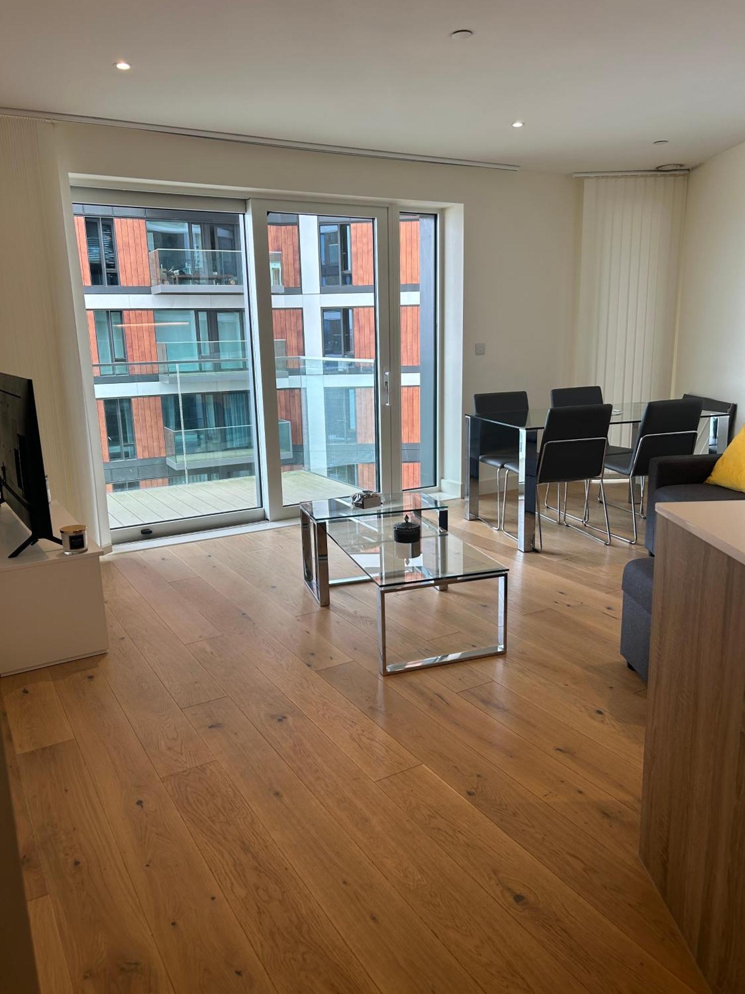 Luxury Riverside Apt With Easy Access To Central London, O2, Excel Centre And Parking 外观 照片