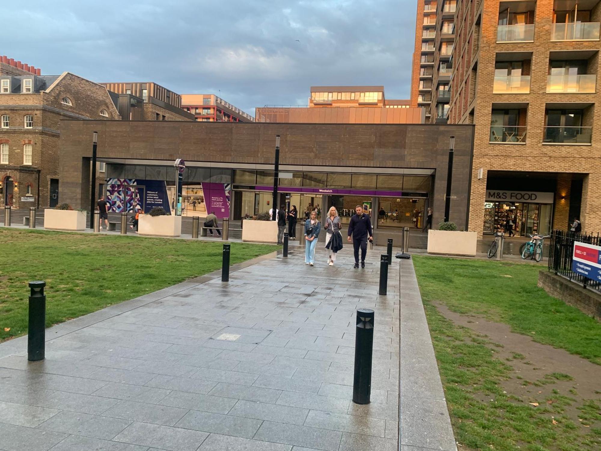 Luxury Riverside Apt With Easy Access To Central London, O2, Excel Centre And Parking 外观 照片